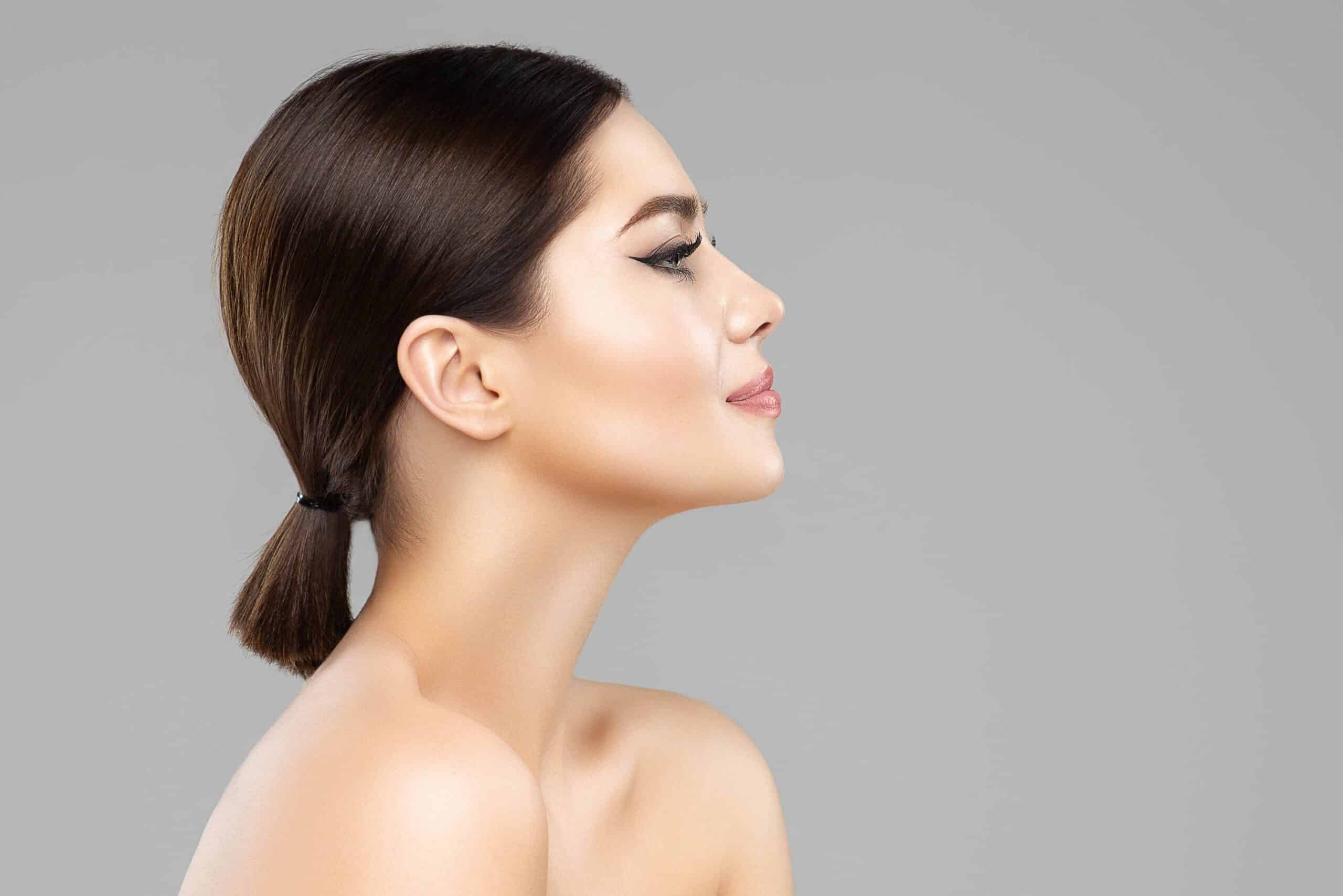 Combien de temps durent les effets de la rhinoplastie médicale ? | Skin Marceau | Paris 16